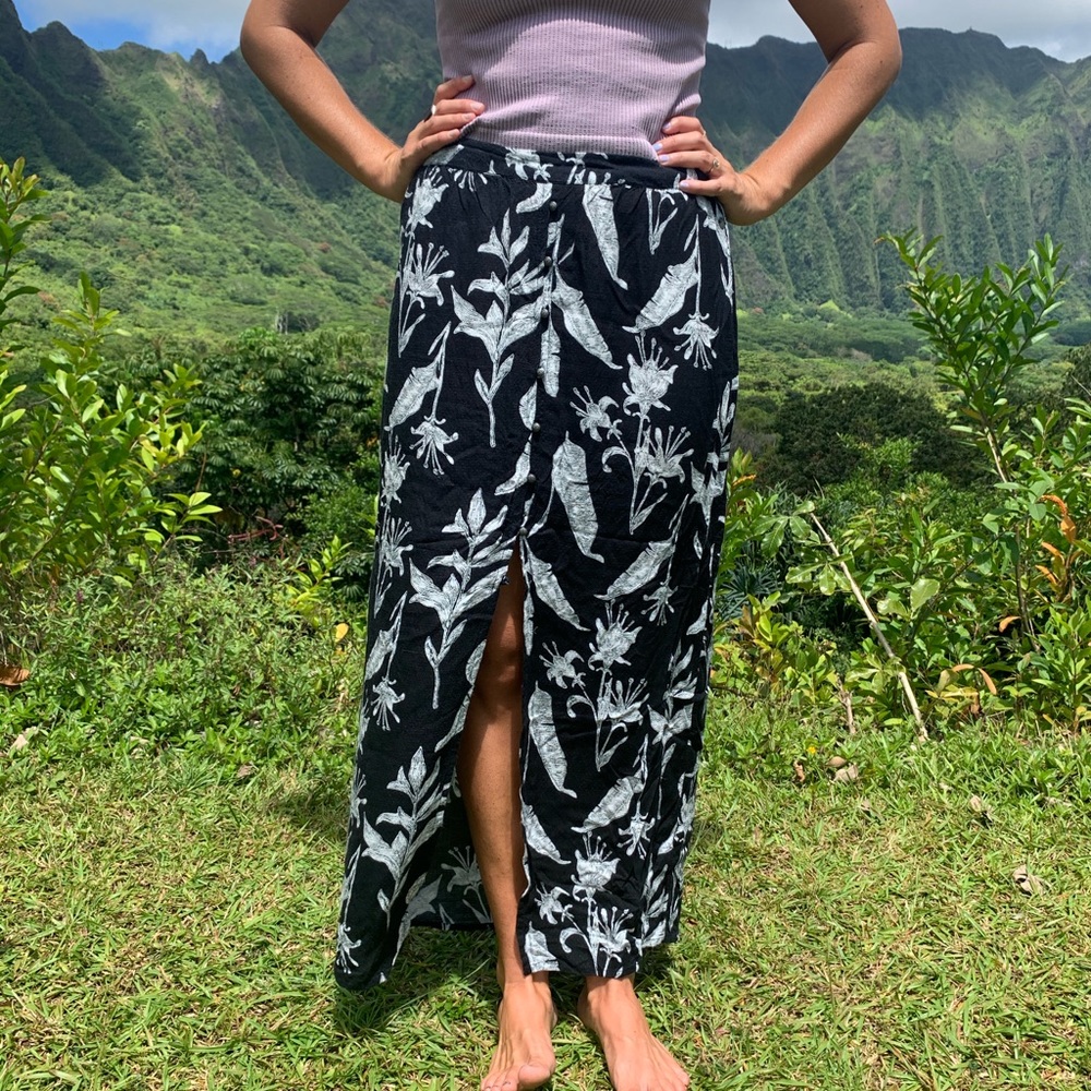Roxy black and white floral maxi skirt